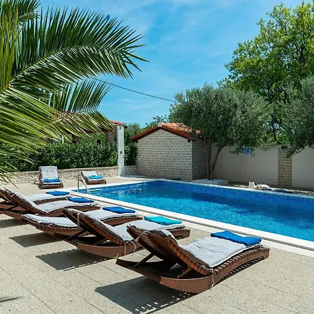 Willa Ines Near Nature Park Vrana