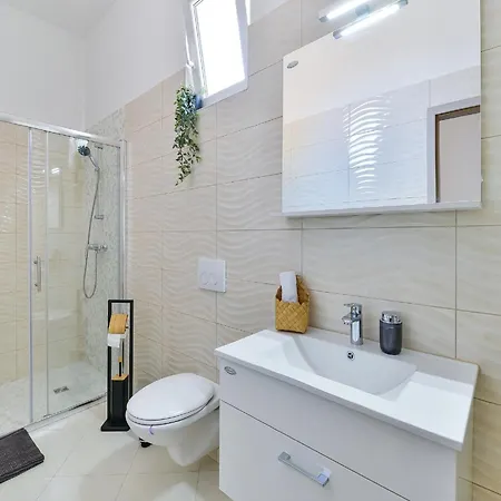 Villa Ines Near Nature Park Vrana *