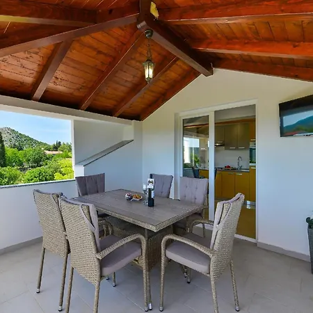 Villa Ines Near Nature Park Vrana Stankovci (Zadar)